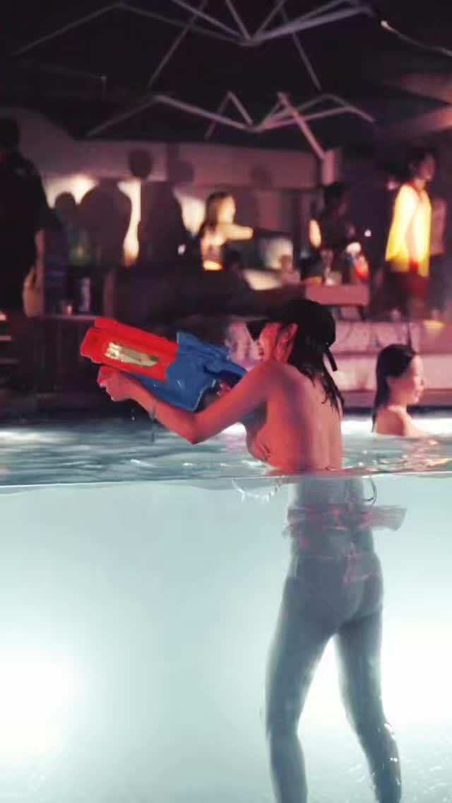 Throwback to last year’s Songkran mayhem at +Twelve. 💦🔥 Soaked crowds, water guns up, energy on max. IYKYK - if you don’t, don’t miss it again.

Last call for Songkran 2026 this Sat, 11 Apr. Book now or stay dry.

📹: @majorseanlee 

#plustwelvesg #thepalawansentosa #songkran
#bestbeachclub #sentosa