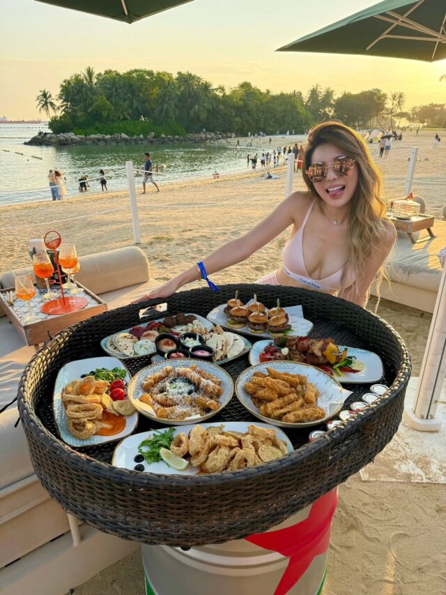 Big appetites, bigger vibes. Grab your crew and dive into a feast made for sharing, laughing, and living it up beachside at +Twelve. ​

📷: @crystal.ttn​

​#plustwelvesg #thepalawansentosa #beachclub #bestbeachclub #sentosa ​