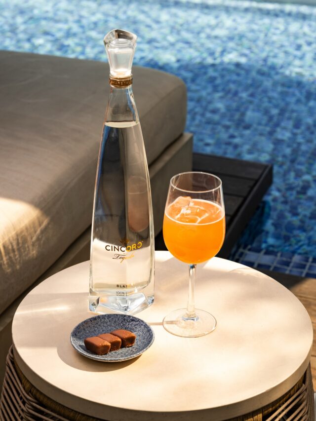 Zócalo

Zesty, bold and sun-soaked - Zócalo is a splash of tropical vibrance in every sip. Crafted with @cincoro Blanco tequila and paired with a salted caramel ganache, it’s bold like summer and smooth like sunset.

Exclusively till 30 Nov 2025 as part of A Sip of Culture, A Taste of Craft by @mastercard.sg and @sentosa_island.

Pay with Mastercard and enjoy 20% off your bill.

📷: @gluggony

#plustwelvesg #thepalawansentosa #beachclub #bestbeachclub #sentosa #tequila #cocktail