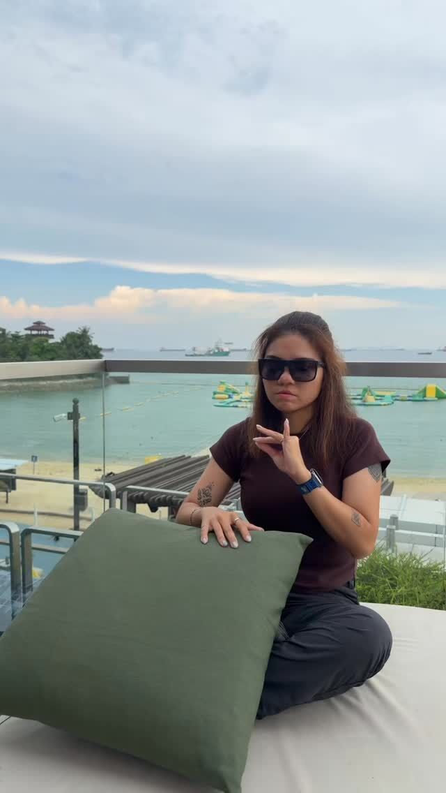 Side quest unlocked️: beachside bites at The Palawan @ Sentosa 🍕☀️

#thepalawansentosa #sentosa #jjk