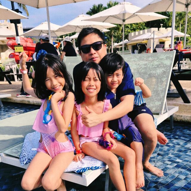 Sun, family time, and all smiles — that’s Splash Tribe 🌴👨‍👩‍👧‍👦 A perfect spot to relax and for all to have fun by the pool!
Reserve your spot via the link in our bio now.

📸@shanspade.8218

#thepalawansentosa #splashtribesg #sentosa