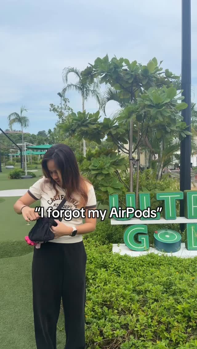 No AirPods? No worries. The soundtrack is already sorted.

Good company, good swings, good vibes only at UltraGolf!

#thepalawansentosa #ultragolfsg #sentosa