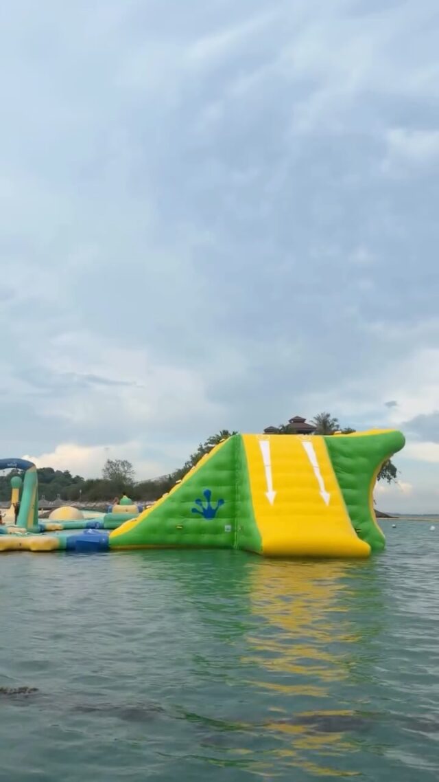 💦 The Action Tower XL is back on HydroDash! 🌊

More splashes, more laughs, and even more fun on the water is on the way 💥

👉 Book your visit now via the link in bio!

#thepalawansentosa #hydrodashsg
